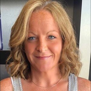 Meet your Posher, Leanne